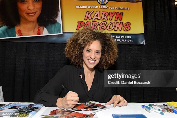 Karyn Parsons attends Wizard World Comic Con Fan Fest Chicago at Donald E. Stephens Convention Center on March 7, 2015 in Chicago, Illinois.