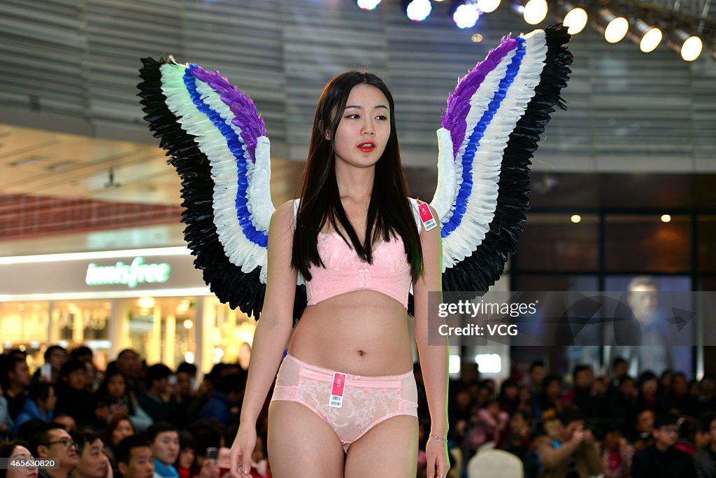 Chinese Version Of Victoria's Secret Show During Women's Day