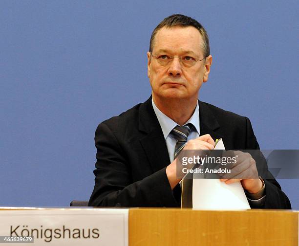 Parliamentary commissioner for the German armed forces, Hellmut Koenigshaus, presents his annual report 2013 at a press conference in Berlin,...
