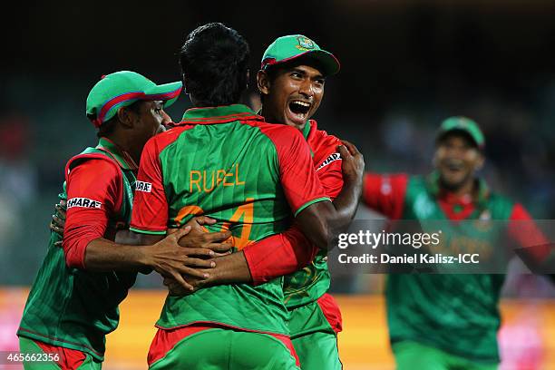 Bangladesh Rashedul Friend 2,048 Bangladeshi Friends Stock Photos, High-Res Pictures, and Images ...