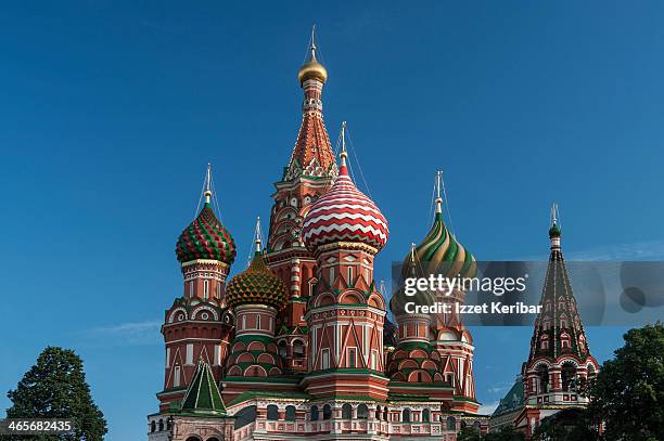 cathedral of saint basil the blessed in red square - orthodox saint basil day stock pictures, royalty-free photos & images