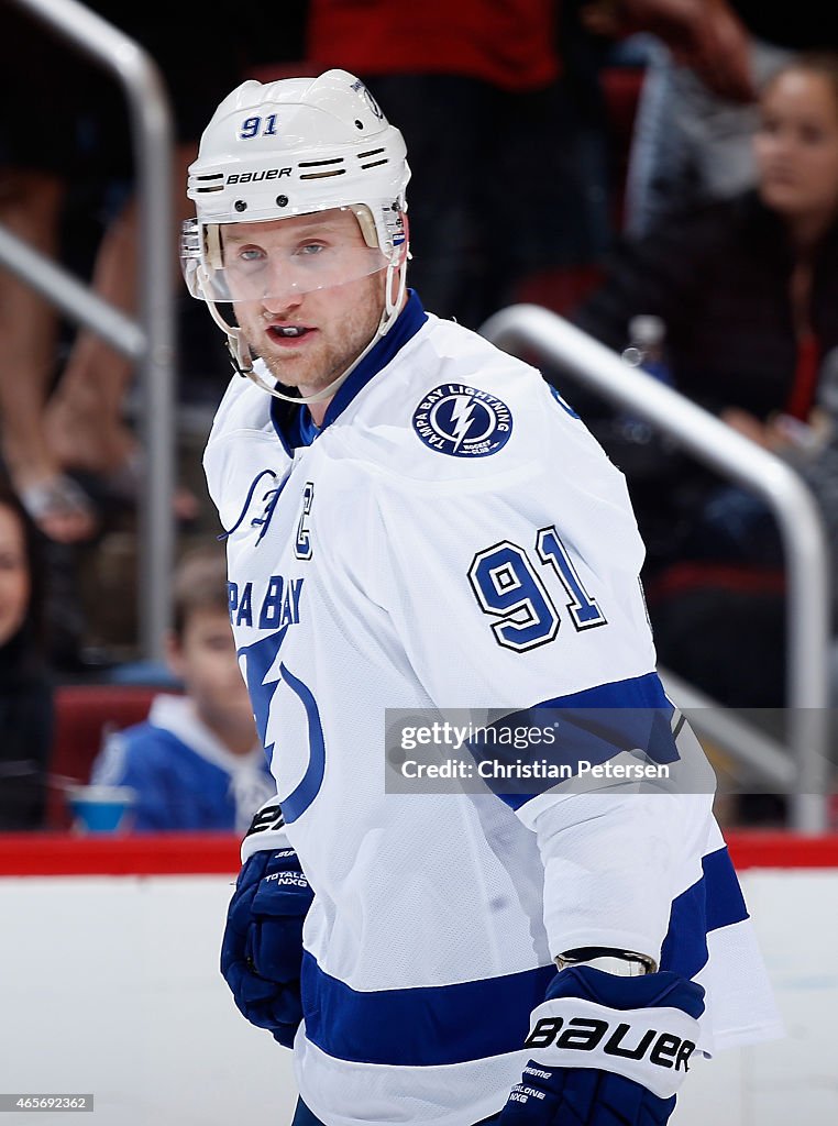 Tampa Bay Lightning v Arizona Coyotes