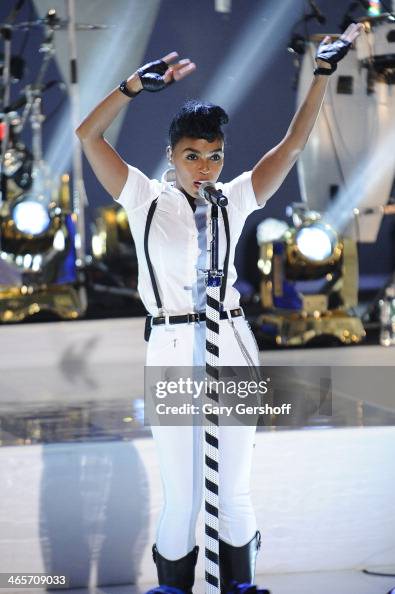 Alrooth Janelle Monáe performs during VH1's