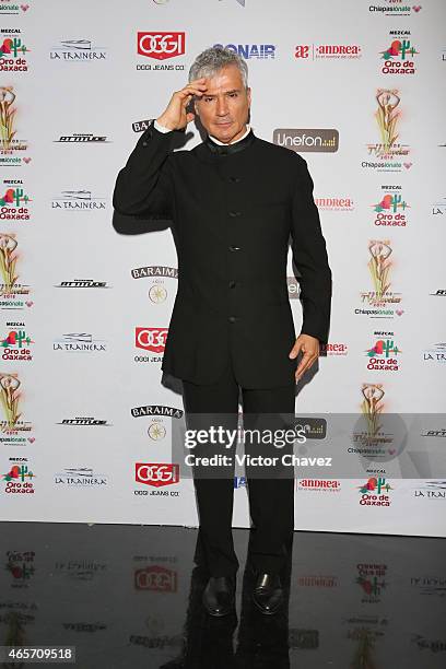 Rene Casados arrives at Premios TV y Novelas 2015 at Televisa San Angel on March 9, 2015 in Mexico City, Mexico.