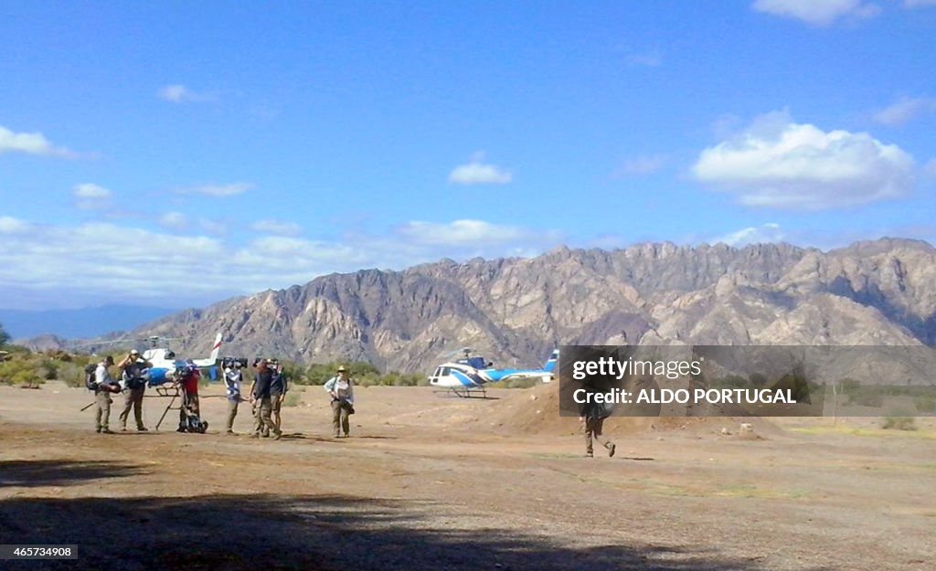 TOPSHOT-ARGENTINA-FRANCE-ACCIDENT-AIR-HELICOPTER