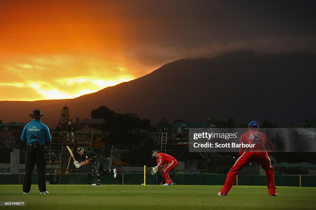 Australia v England - Game 1