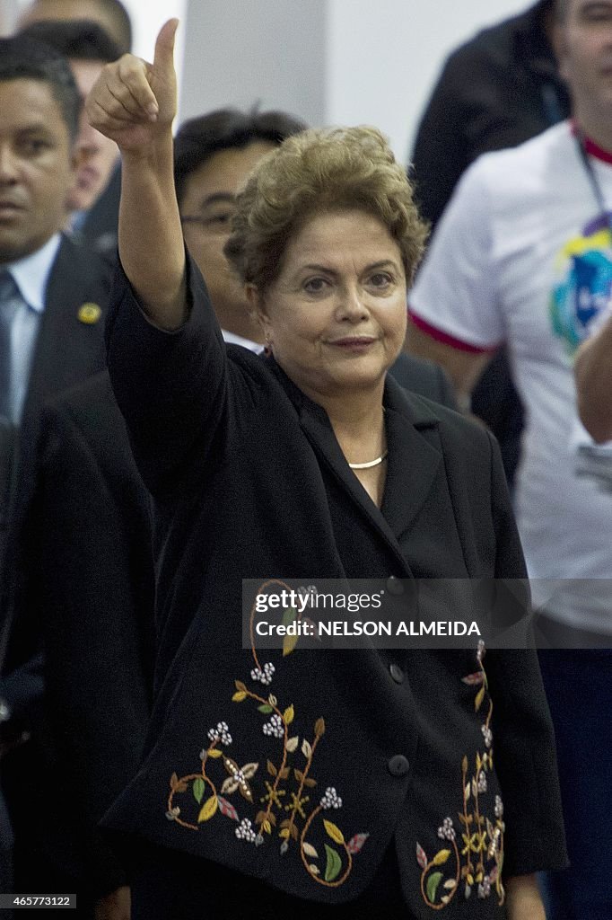 BRAZIL-ROUSSEFF-CONSTRUCTION-SALON