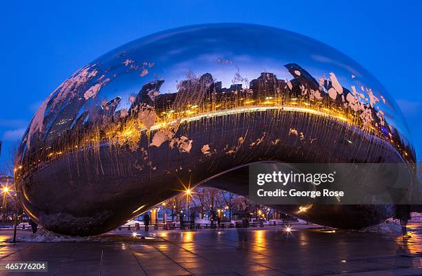 412 Anish Kapoor Cloud Gate Stock Photos High Res Pictures And Images 412-anish-kapoor-cloud-gate-stock-photos-high-res-pictures-and-images