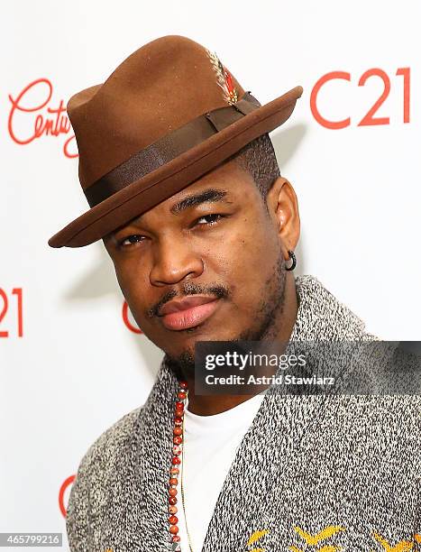 Singer Ne-Yo visits Century 21 Department Store on March 10, 2015 in New York City.