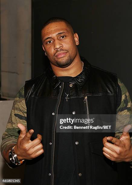 Player LaMarr Woodley visits 106 & Park at BET studio on January 29, 2014 in New York City.