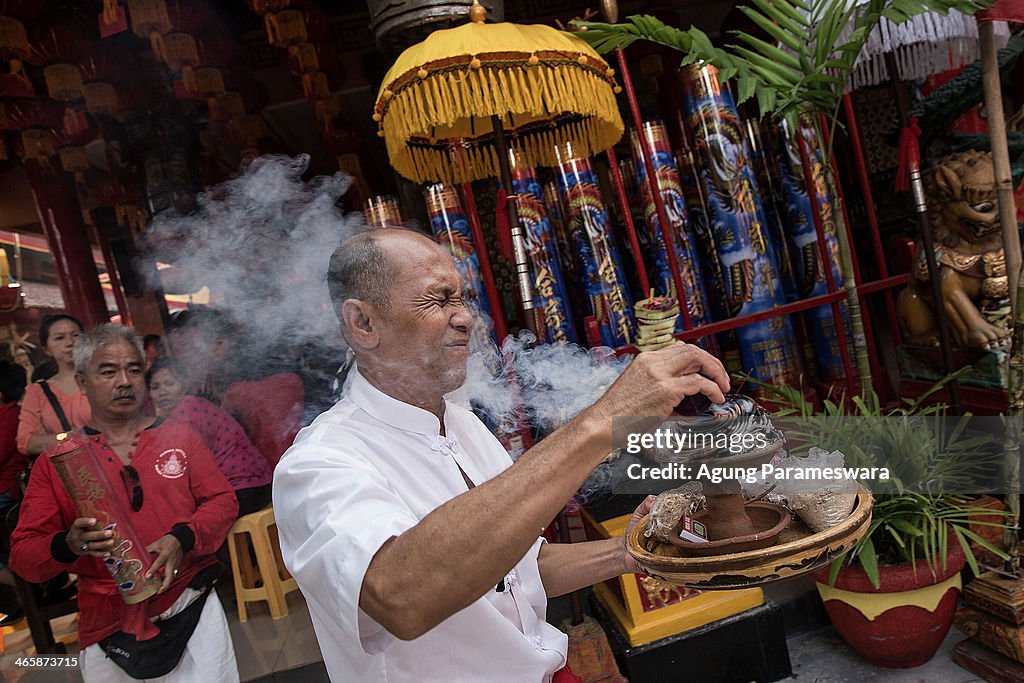 Chinese New Years Eve Celebrations Held At Dharmayana Temple