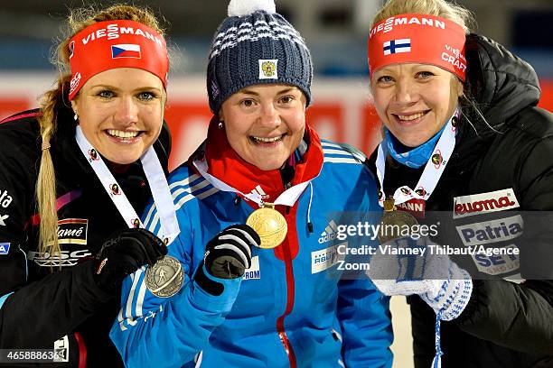 Ekaterina Yurlova of Russia takes 1st place, Gabriela Soukalova of the Czech Republic takes 2nd place, Kaisa Makarainen of Finland takes 3rd place...