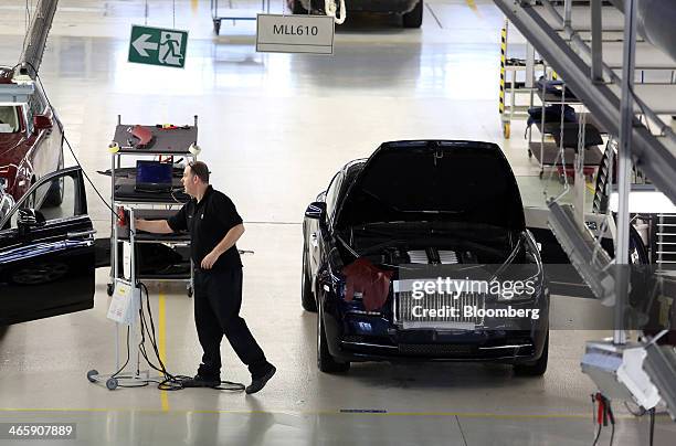 105 Rolls Royce Motor Cars Ltd Wraith Stock Photos, High-Res Pictures ...