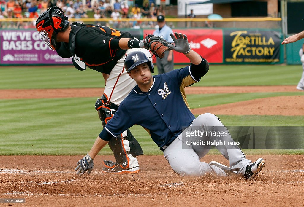 Milwaukee Brewers v San Francisco Giants