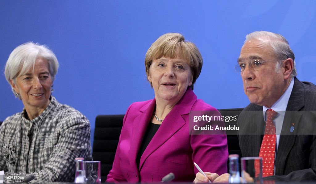 Merkel meets with IMF, OECD, ILO and WTO heads in Berlin