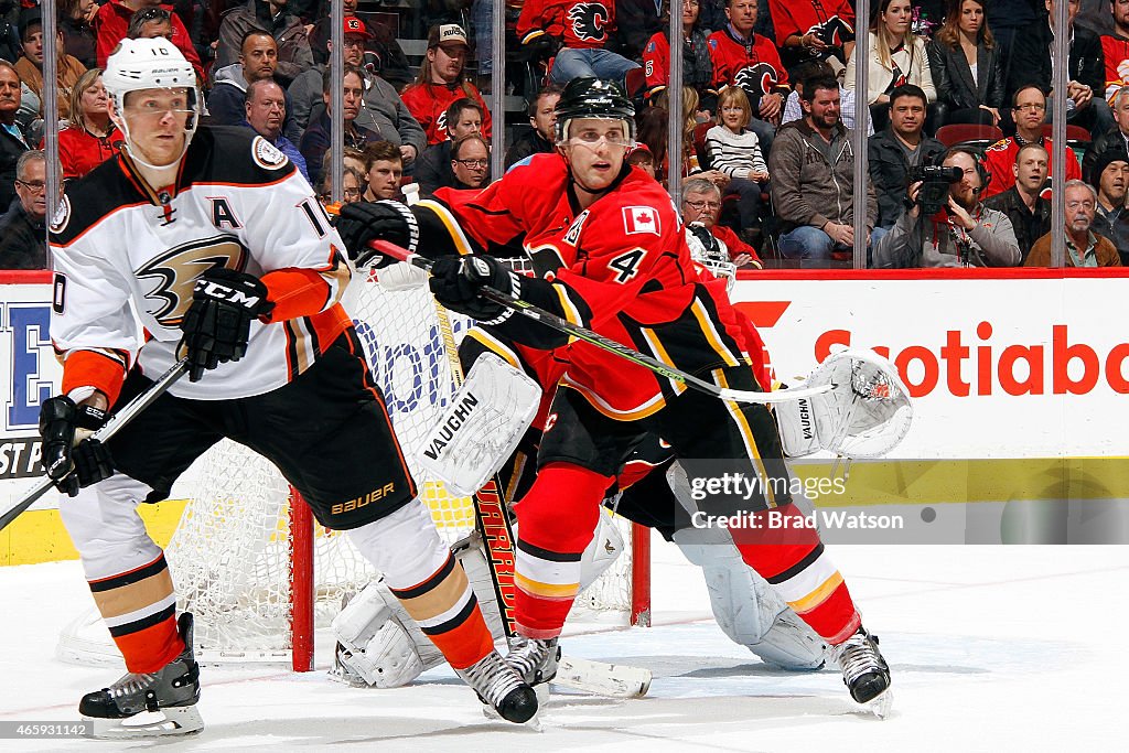 Anaheim Ducks v Calgary Flames