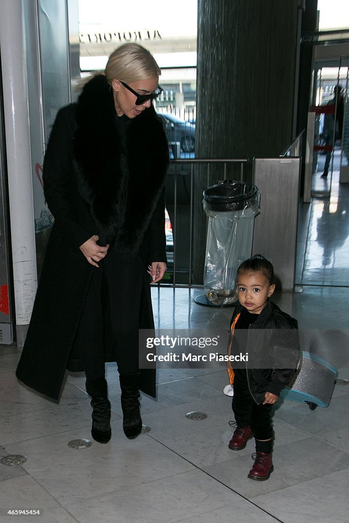 Kim Kardashian West and North West Sighting at Charles-de-Gaulle Airport