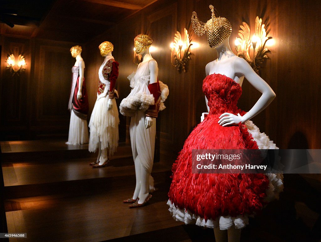 "Alexander McQueen: Savage Beauty" - Photocall