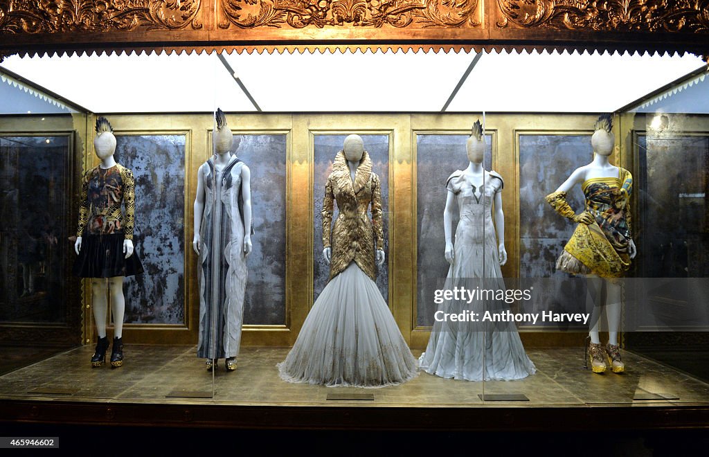 "Alexander McQueen: Savage Beauty" - Photocall