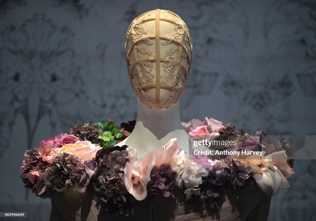 "Alexander McQueen: Savage Beauty" - Photocall