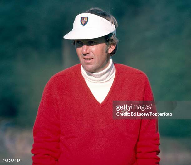 Al Geiberger of the United States during the Piccadilly Golf Tournament at Wentworth, circa 1975.