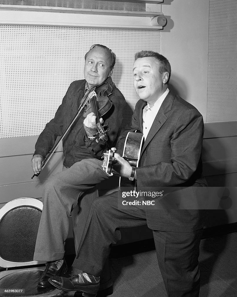Acto comedian Jack Benny, host George Gobel News Photo Getty Images