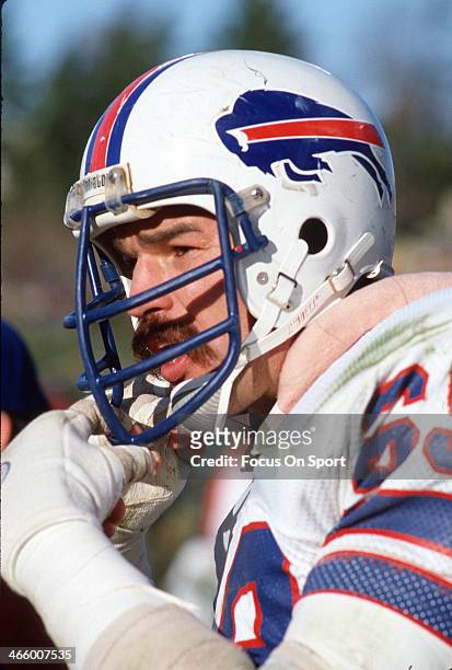 13 Bills Conrad Dobler Photos & High Res Pictures - Getty Images