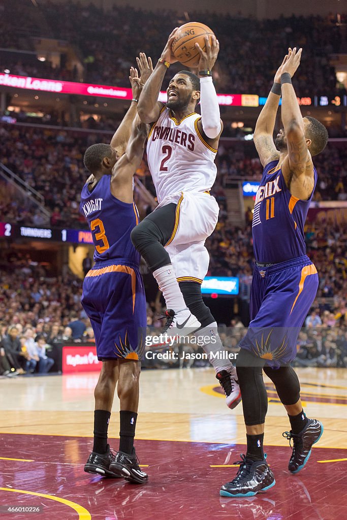 Phoenix Suns v Cleveland Cavaliers