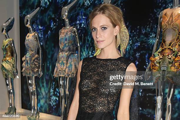 Poppy Delevingne attends the Alexander McQueen: Savage Beauty Fashion Gala at the V&A, presented by American Express and Kering on March 12, 2015 in...