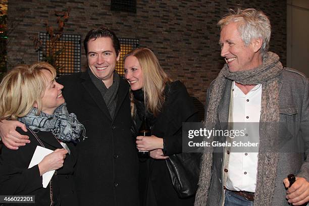 Gisela Schneeberger, her son Philipp Schneeberger with his wife Martina and Hanns Christian Mueller attend the premiere of the film 'Und Aektschn' at...