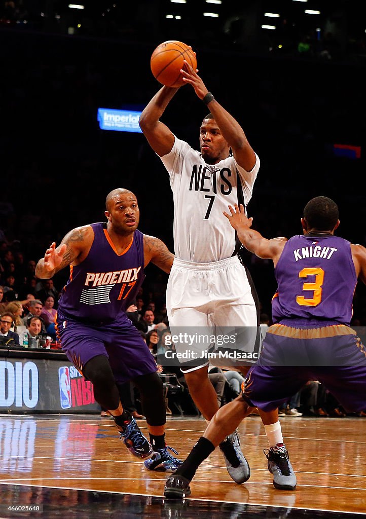 Phoenix Suns v Brooklyn Nets