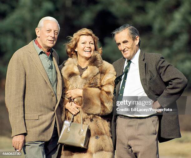 Broadcaster and journalist Alistair Cooke, film star Rita Hayworth and golf author Pat Ward-Thomas on 29th March 1968.