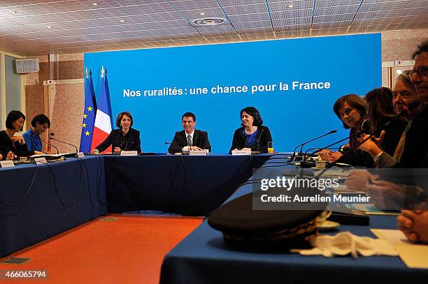 Marisol Touraine, French Minister of Social Affairs, French Prime Minister Manuel Valls and Sylvia Pinel French Minister of Housing visit the...