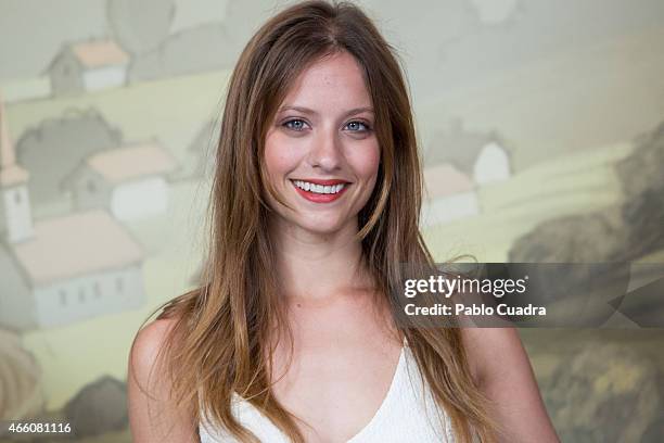 Spanish actress Michelle Jenner attends the 'Mas Alla del Jardin' photocall at Maradero on March 13, 2015 in Madrid, Spain.