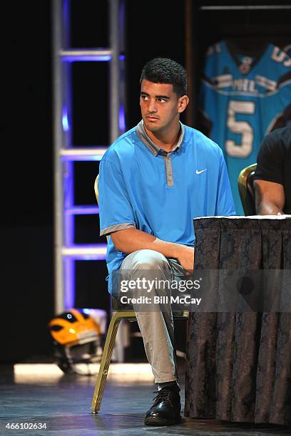 Marcus Mariota winner of the Maxwell Award for College Player of the Year attends the 78th Annual Maxwell Football Club Awards Gala Press Conference...