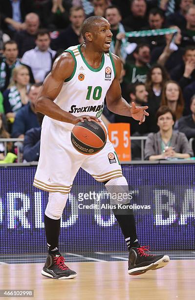 DeMarcus Nelson, #10 of Panathinaikos Athens in action during the Turkish Airlines Euroleague Basketball Top 16 Date 10 game between Zalgiris Kaunas...