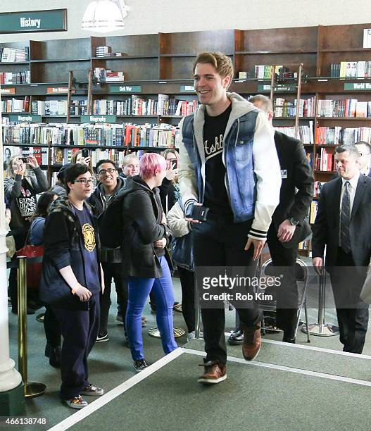 Shane Dawson arrives to promote his new book "I Hate Myselfie: A Collection of Essays by Shane Dawson" at Barnes & Noble Union Square on March 13,...