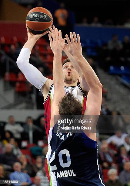 Andres Nocioni, #5 of Laboral Kutxa Vitoria competes with Dusko Savanovic, #20 of Anadolu Efes Istanbul during the 2013-2014 Turkish Airlines...