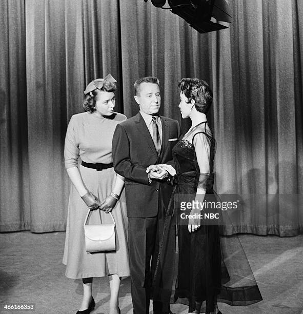 Season 2 -- Pictured: Actress/regular Jeff Donnell as Alice, host George Gobel, actress Sue England --