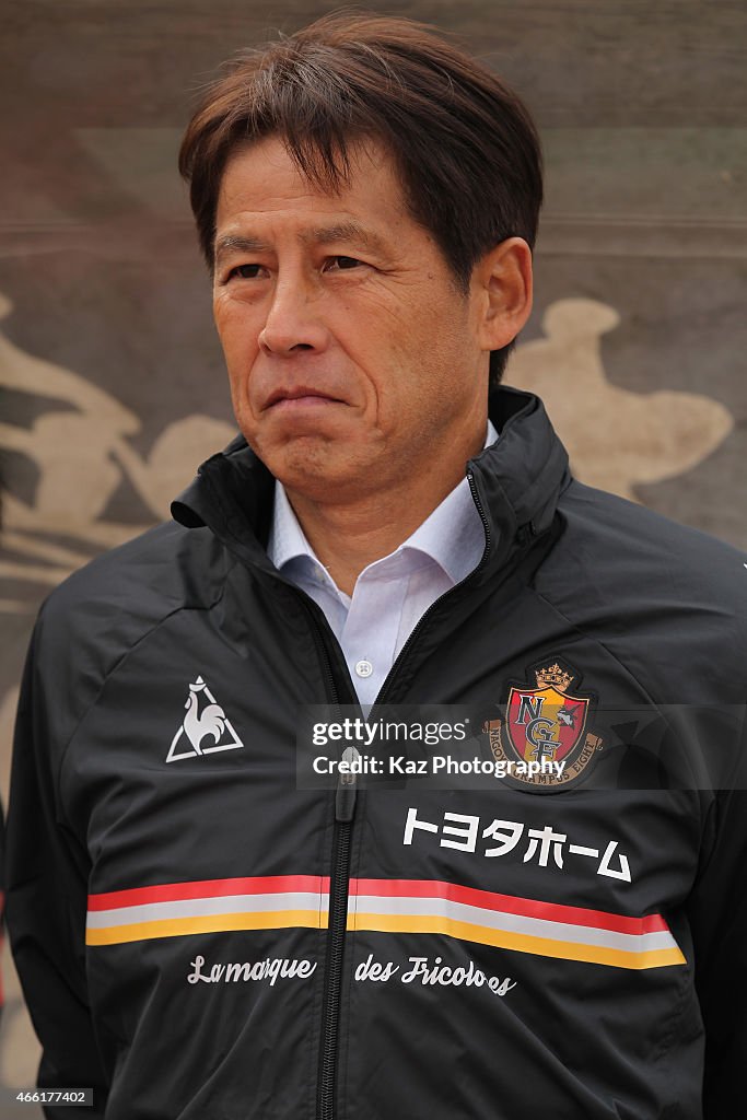 Ventforet Kofu v Nagoya Grampus - J.League 2015