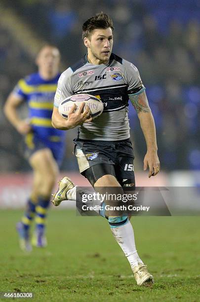 Tom Briscoe of Leeds Rhinos in action during the First Utility Super League match between Warrington Wolves and Leeds Rhinos at The Halliwell Jones...