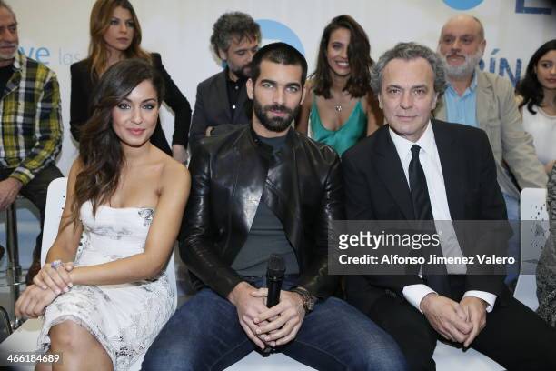 Jose Coronado, Hiba Abouk and Rubén Cortada attend the News conference of the new tv series 'El Principe' on January 31, 2014 in Madrid, Spain.
