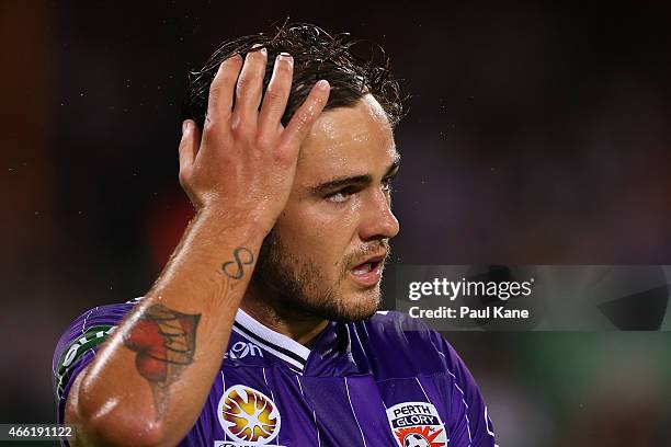 Josh Risdon Perth Glory Photos and Premium High Res Pictures - Getty Images