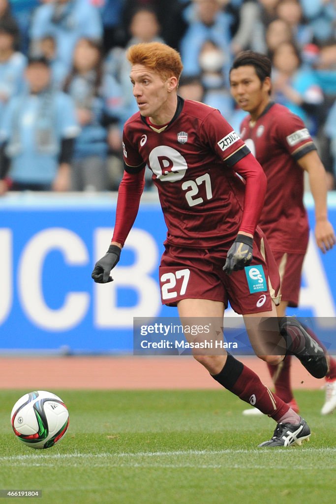 Kawasaki Frontale v Vissel Kobe - J.League 2015
