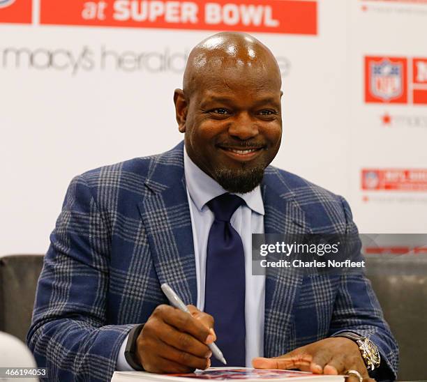 Hall of Famer and all-time rushing leader, Emmitt Smith visits Macy's Herald Square on January 31, 2014 in New York City.