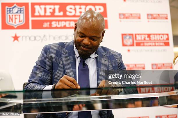 Hall of Famer and all-time rushing leader, Emmitt Smith visits Macy's Herald Square on January 31, 2014 in New York City.