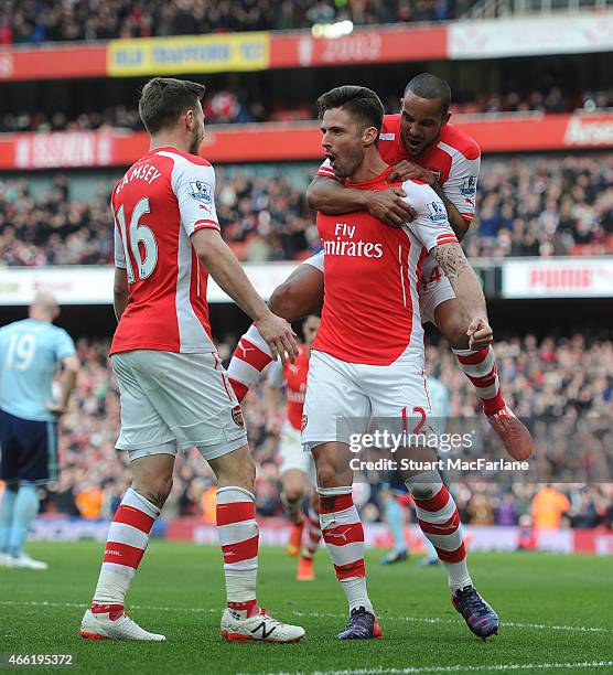 Walcott Giroud Photos and Premium High Res Pictures - Getty Images