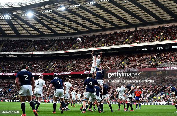 General view of a lineout during the RBS Six Nations match between England and Scotland at Twickenham Stadium on March 14, 2015 in London, England.