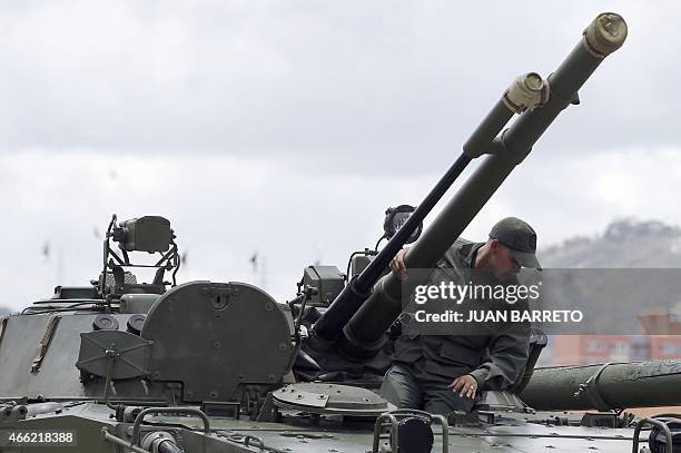 Bmp Rear Compartment Russian Bmp Photos and Premium High Res Pictures - Getty Images