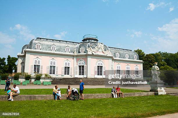 break in park of schlos benrath - palace stock pictures, royalty-free photos & images